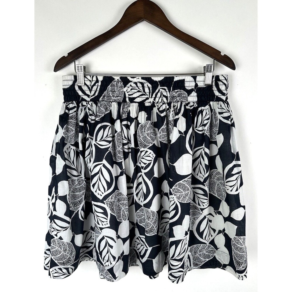 NWT Banana Republic Factory Smocked‎ Waist Pull On Skirt Sz 6 SMALL Navy White